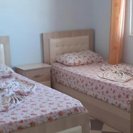 Lovely Room's Appartement Saranda